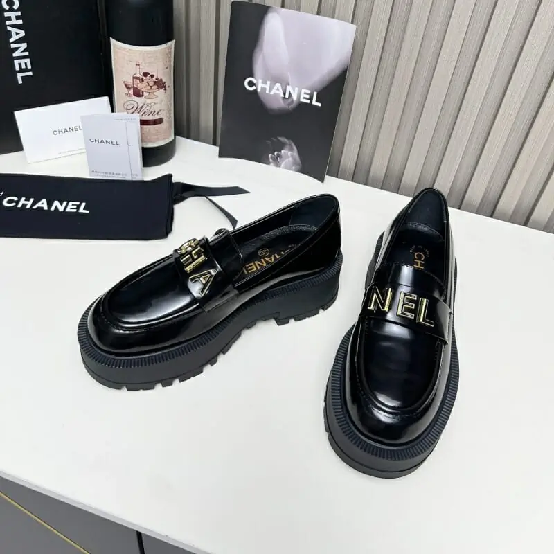 chanel cuir chaussures pour femme s_1245b35